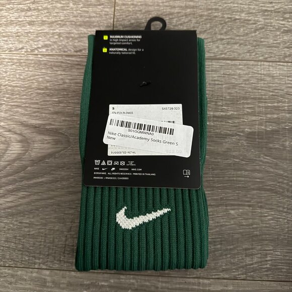 NWT Nike Classic Soccer Knee High Socks Green Pair Size Women 4-6 Youth 3y - 5y - Picture 4 of 4